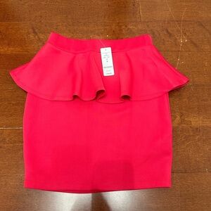 2BBebe fuchsia Pink Skirt with Ruffle Size S NWT